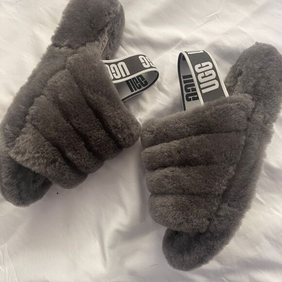 UGG Fluff Yeah Gray Slide - Picture 5 of 11